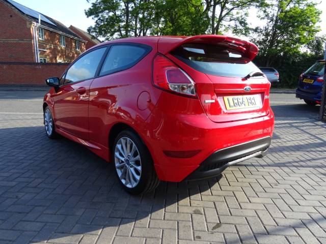 2014 Ford Fiesta 1.0 EcoBoost 125 Zetec S 3dr ideal 1st car