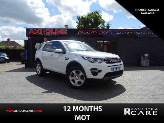 Land Rover Discovery Sport 2.0 TD4 SE Tech 5dr [5 Seat] finance available Estate Diesel White