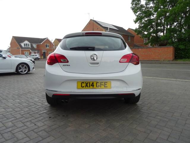 2014 Vauxhall Astra 1.4 Excite 16v finance available