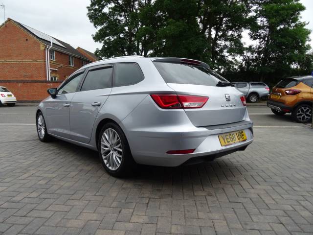 2018 SEAT Leon 1.6 TDI SE Dynamic ST full service history