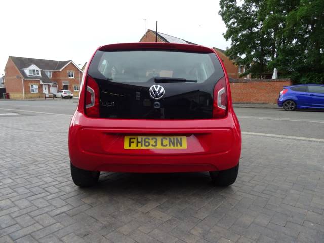 2014 Volkswagen Up 1.0 High Up 3dr ideal 1st car
