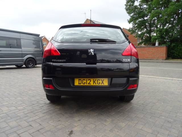 2012 Peugeot 3008 1.6 VTi Active 5dr ideal family car