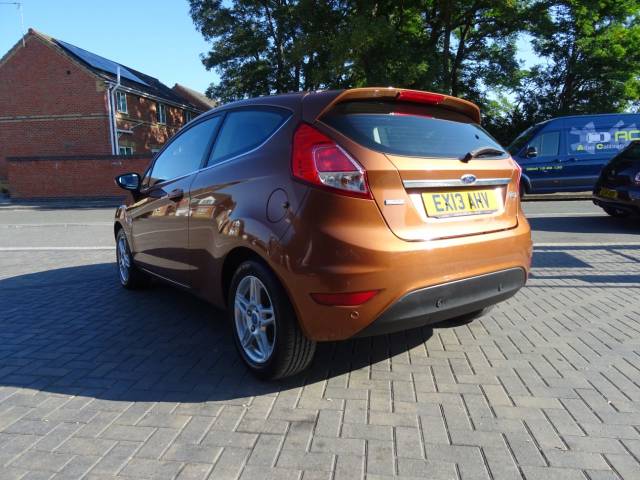 2013 Ford Fiesta 1.0 Zetec 3dr ideal 1st car