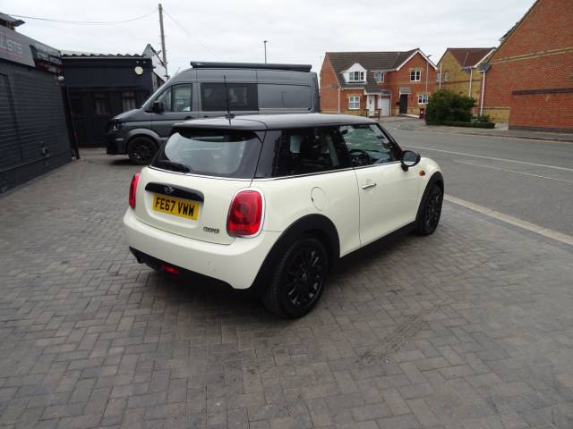 2017 Mini Hatchback 1.5 Cooper 3dr finance available
