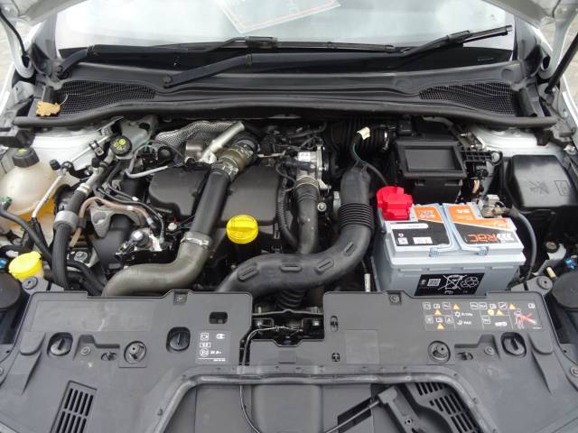 2016 Renault Clio 1.5 dCi 90 Dynamique Nav 5dr ideal 1st car