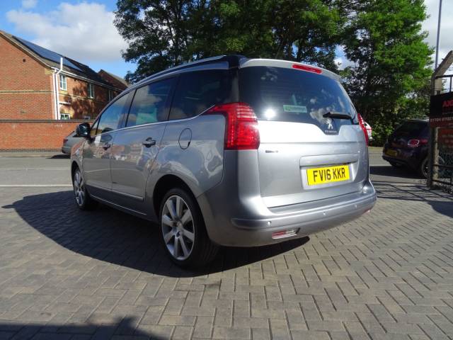 2016 Peugeot 5008 1.6 BlueHDi 120 Allure 5dr 7 seater