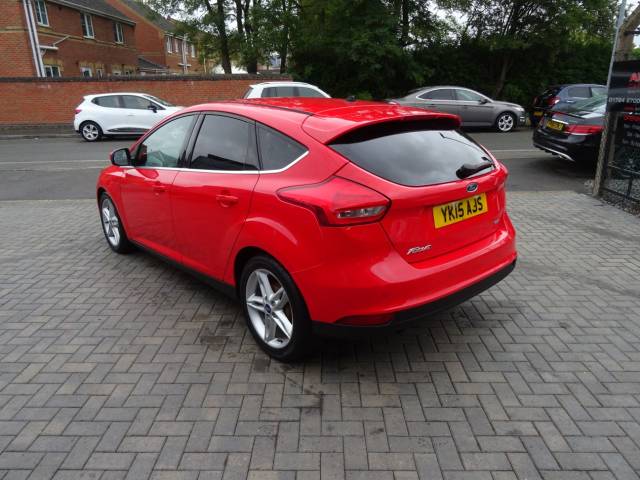 2015 Ford Focus 1.0 EcoBoost 125 Zetec 5dr finance available