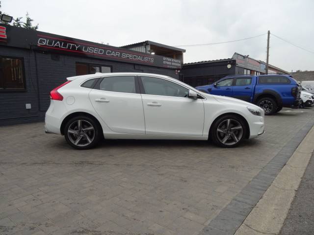2014 Volvo V40 1.6 T3 R DESIGN Lux Nav 5dr finance available