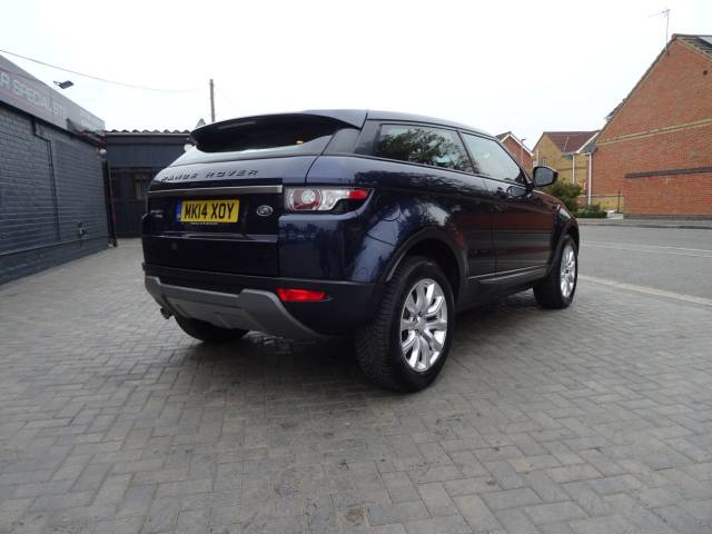 2014 Land Rover Range Rover Evoque 2.2 eD4 Pure 3dr [Tech Pack] 2WD finance available