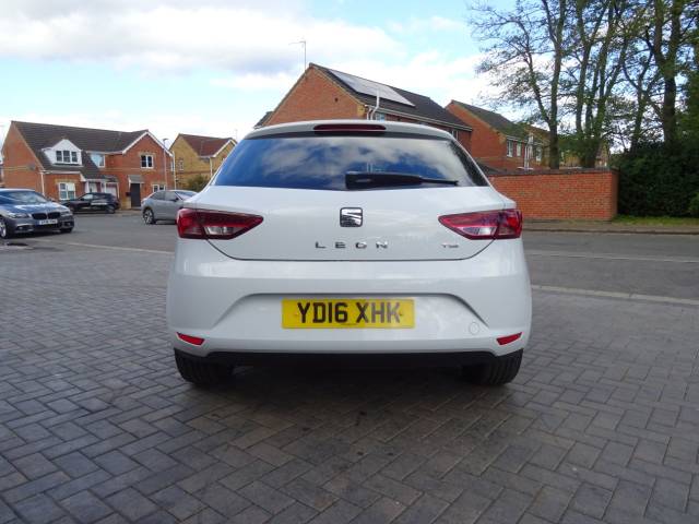 2016 SEAT Leon 1.2 TSI 110 SE 3dr [Technology Pack] ideal 1st car