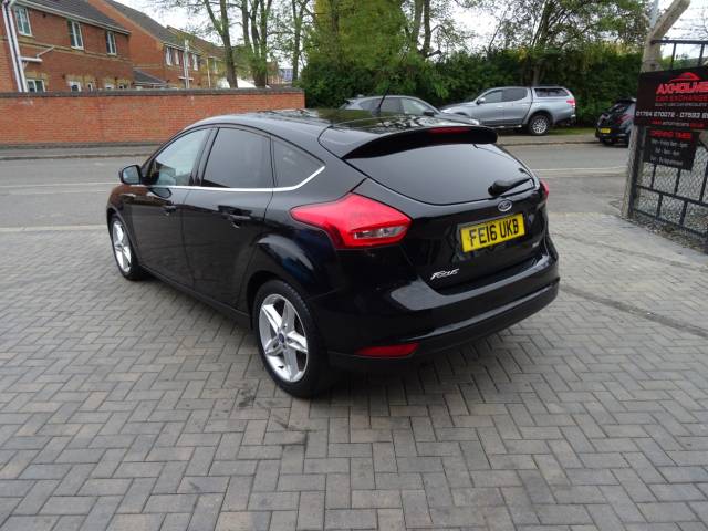 2016 Ford Focus 1.0 EcoBoost 125 Zetec 5dr ideal family car