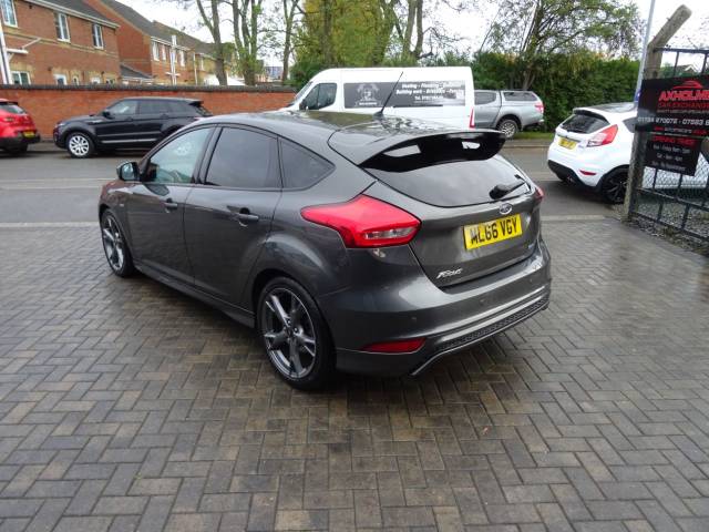 2016 Ford Focus 1.0 EcoBoost 125 ST-Line 5dr finance available