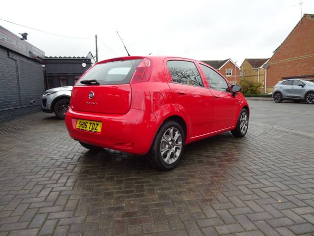 2016 Fiat Punto 1.2 Easy+ 5dr ideal 1st car