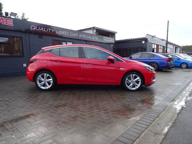 2017 Vauxhall Astra 1.6 CDTi 16V 136 SRi 5dr finance available