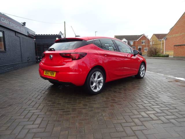 2017 Vauxhall Astra 1.6 CDTi 16V 136 SRi 5dr finance available