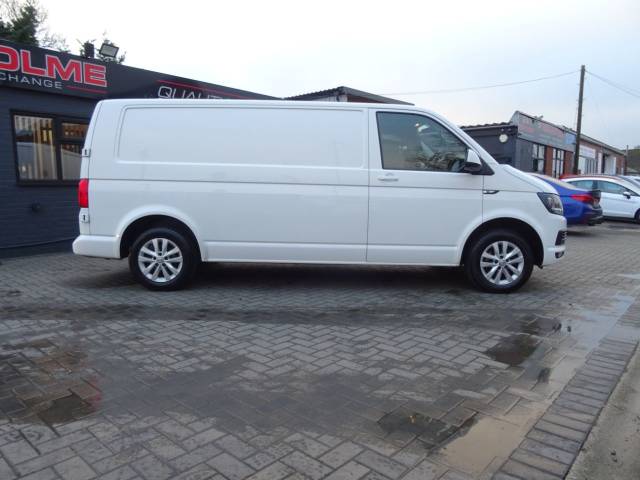 2016 Volkswagen Transporter 2.0 TDI BMT 102 Highline Van Euro 6 part exchange available