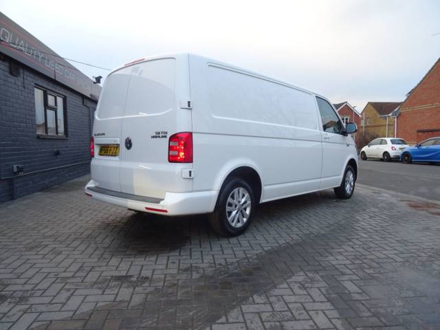 2016 Volkswagen Transporter 2.0 TDI BMT 102 Highline Van Euro 6 part exchange available