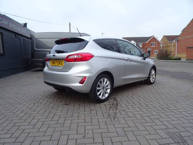 2017 Ford Fiesta 1.0 EcoBoost Titanium 3dr ideal 1st car