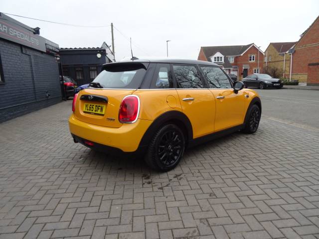 2016 Mini Hatchback 1.5 Cooper 5dr finance available