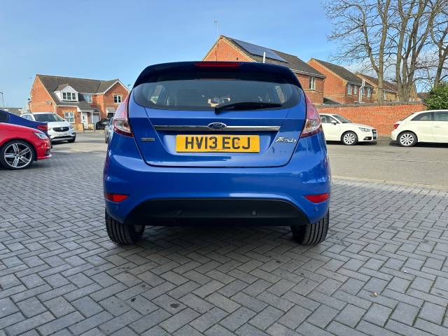 2013 Ford Fiesta 1.0 EcoBoost Zetec 5dr ideal 1st car