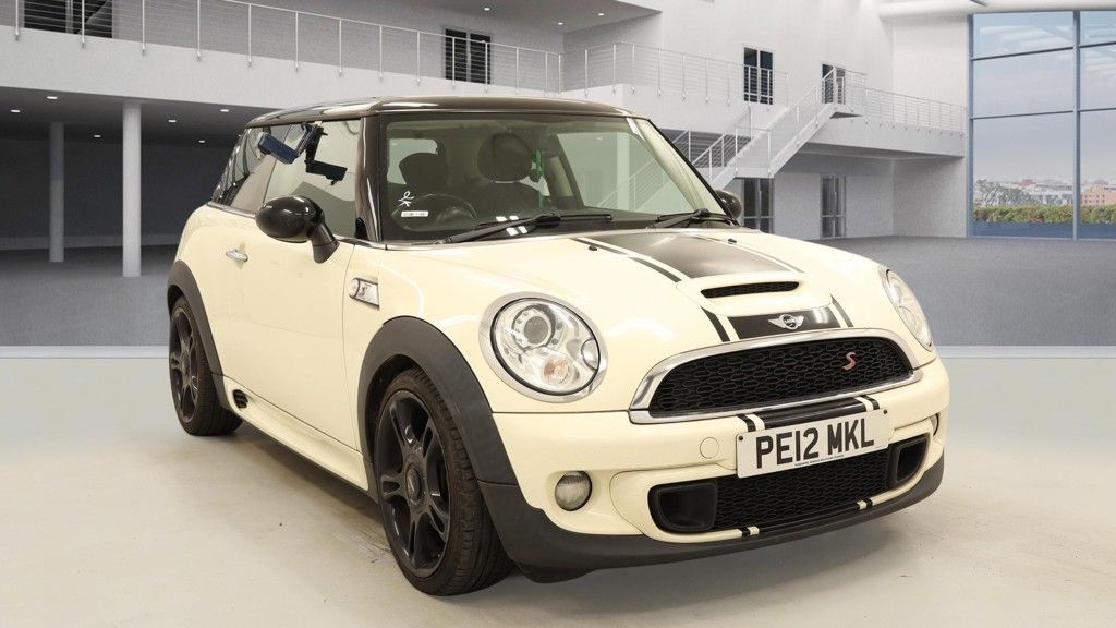 2012 Mini Hatchback