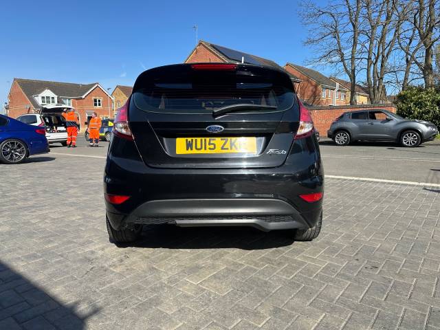 2015 Ford Fiesta 1.0 EcoBoost 125 Zetec S 3dr ideal 1st car