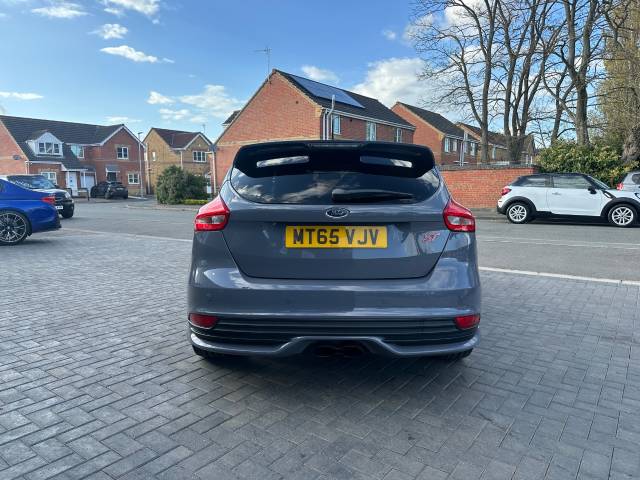 2015 Ford Focus 2.0T EcoBoost ST-3 5dr Finance available