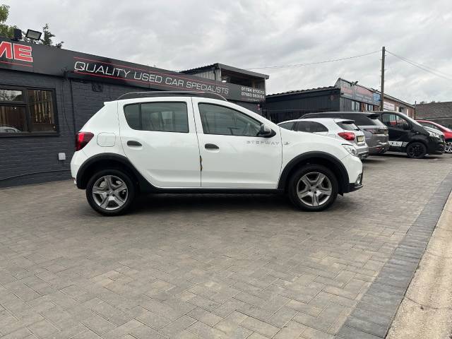 2016 Dacia Sandero Stepway 0.9 TCe Ambiance 5dr finance available