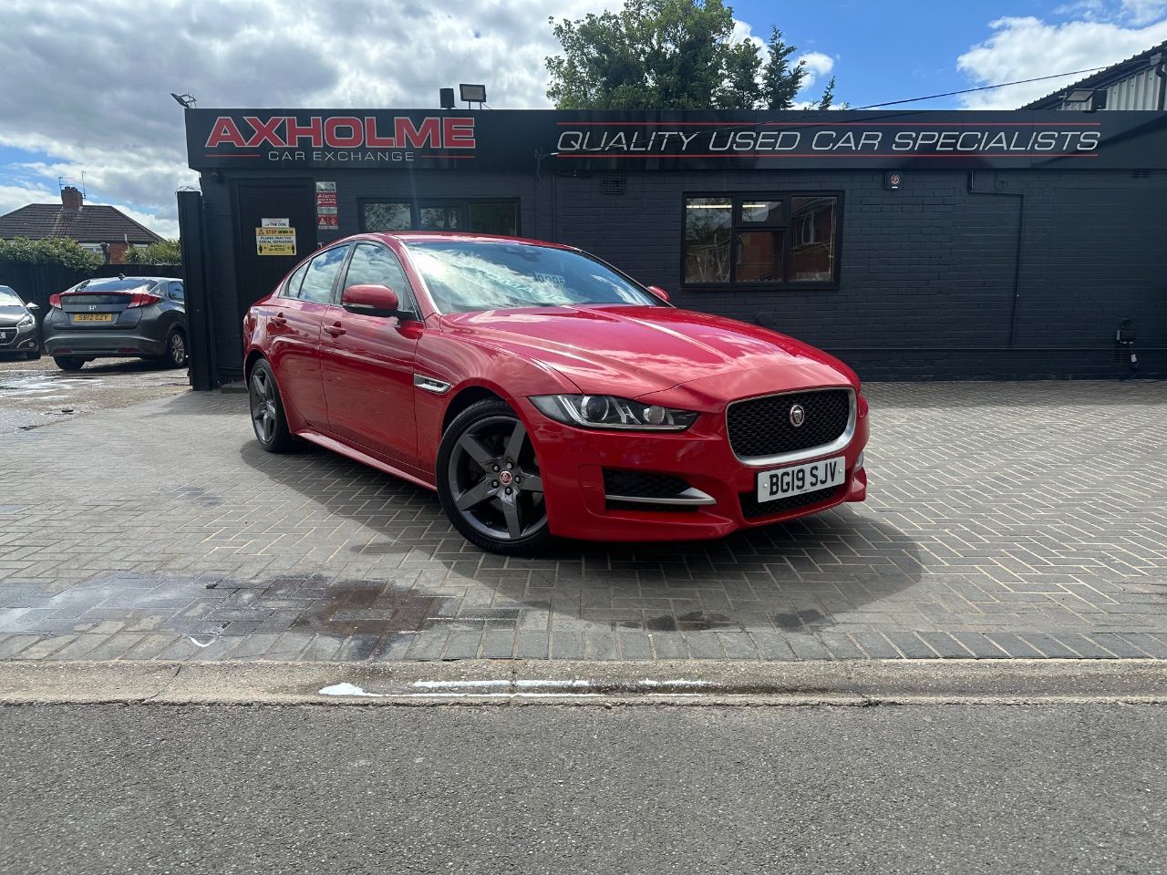 2019 Jaguar XE