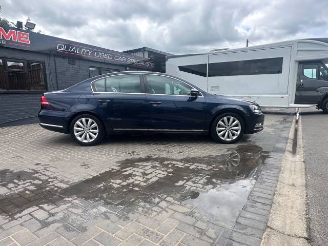 2013 Volkswagen Passat 2.0 TDI Bluemotion Tech Highline 4dr finance available