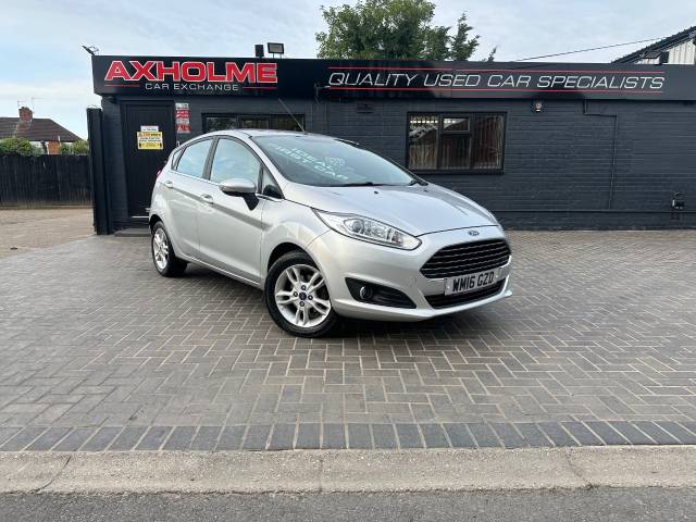 Ford Fiesta 1.0 EcoBoost Zetec 5dr ideal 1st car Hatchback Petrol Silver