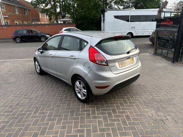 2016 Ford Fiesta 1.0 EcoBoost Zetec 5dr ideal 1st car