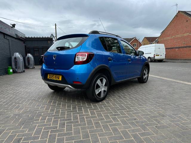 2015 Dacia Sandero Stepway 1.5 dCi Laureate 5dr finance available