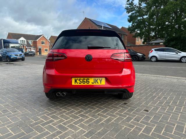 2016 Volkswagen Golf 2.0 TDI R-Line Edition 5dr DSG finance available