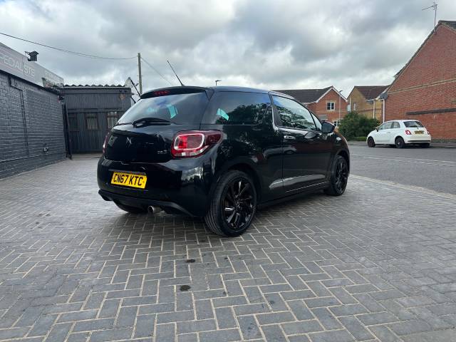 2017 Ds Ds 3 1.2 PureTech 82 Connected Chic 3dr finance available