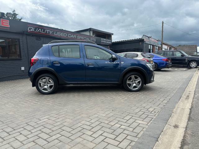 2017 Dacia Sandero Stepway 0.9 TCe Ambiance 5dr finance available