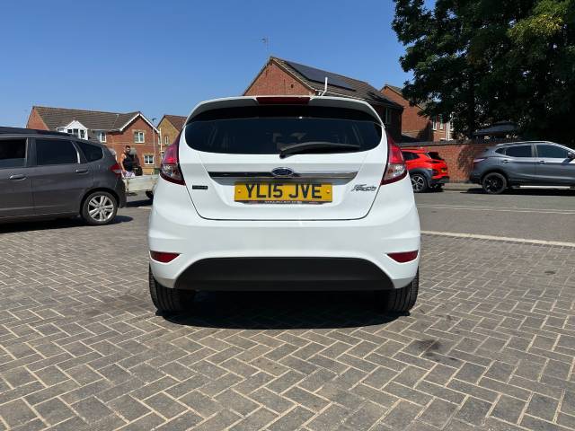 2015 Ford Fiesta 1.0 EcoBoost Titanium 5dr ideal 1st car