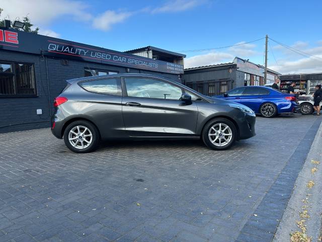 2019 Ford Fiesta 1.0 EcoBoost Zetec 3dr ideal 1st car