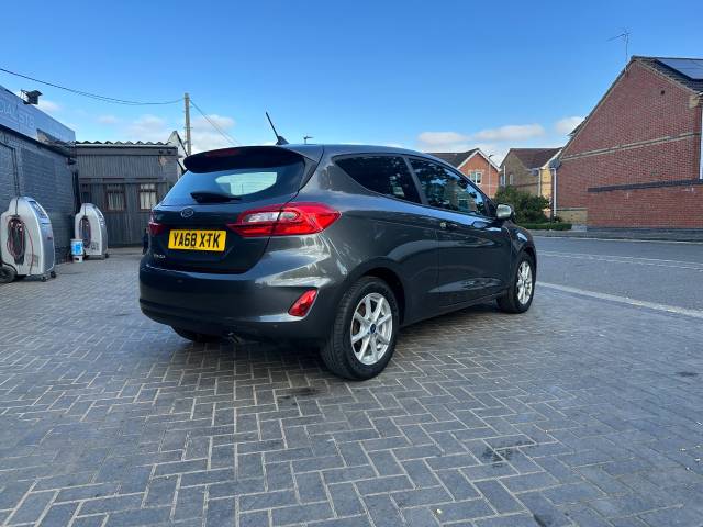 2019 Ford Fiesta 1.0 EcoBoost Zetec 3dr ideal 1st car