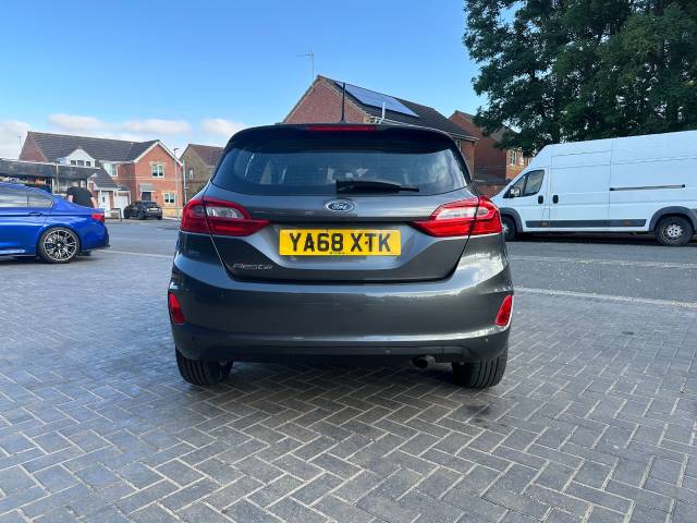 2019 Ford Fiesta 1.0 EcoBoost Zetec 3dr ideal 1st car