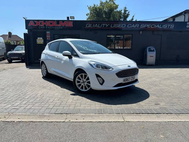 Ford Fiesta 1.0 EcoBoost 125 Titanium 5dr ideal 1st car Hatchback Petrol White