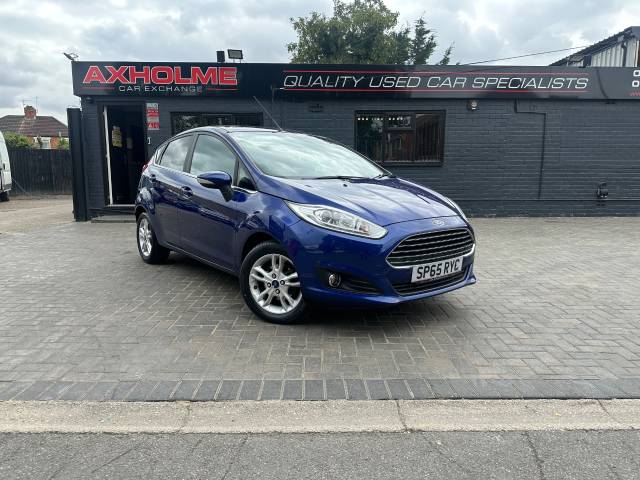 Ford Fiesta 1.0 EcoBoost Zetec 5dr ideal 1st car Hatchback Petrol Blue