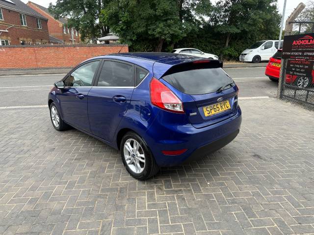 2015 Ford Fiesta 1.0 EcoBoost Zetec 5dr ideal 1st car