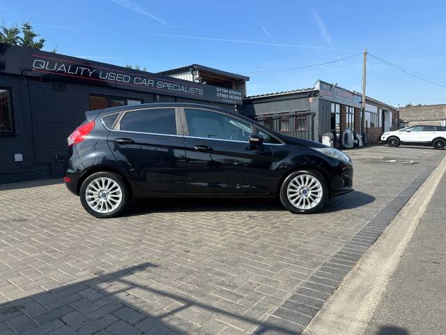 2014 Ford Fiesta 1.0 EcoBoost 125 Titanium 5dr ideal 1st car