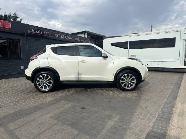 2015 Nissan Juke 1.2 DIG-T Tekna SUV 5dr Petrol Manual Euro 6 (s/s)