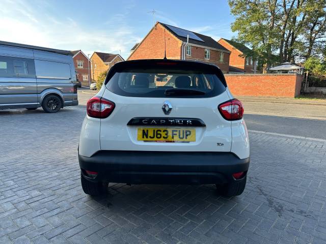 2013 Renault Captur 0.9 TCE 90 Dynamique MediaNav Energy 5dr ideal 1st car