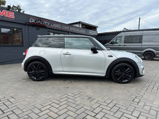 2017 Mini Hatchback 1.5 Cooper 3dr finance available