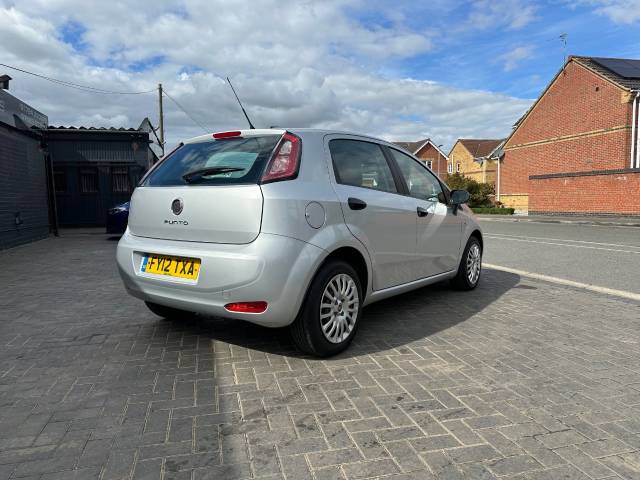 2012 Fiat Punto 1.2 Pop 5dr [Start Stop] ideal 1st car
