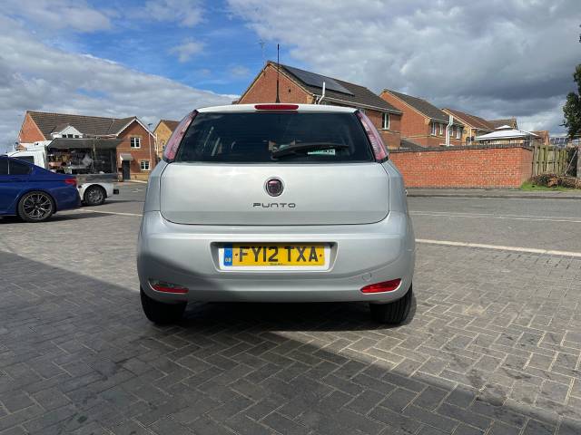 2012 Fiat Punto 1.2 Pop 5dr [Start Stop] ideal 1st car