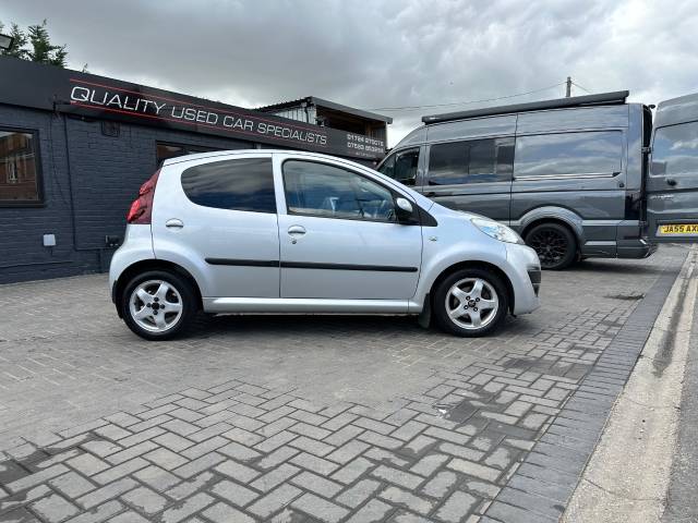 2013 Peugeot 107 1.0 Allure 5dr 2-Tronic ideal 1st car